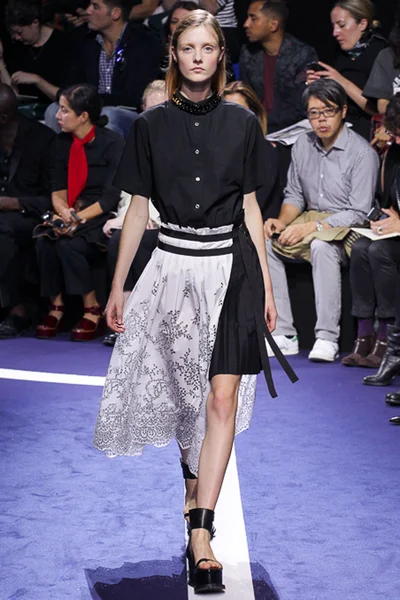 Look 28
